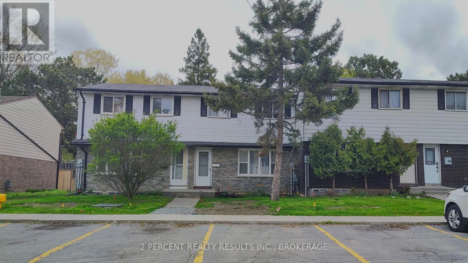928 OAKVIEW AVENUE