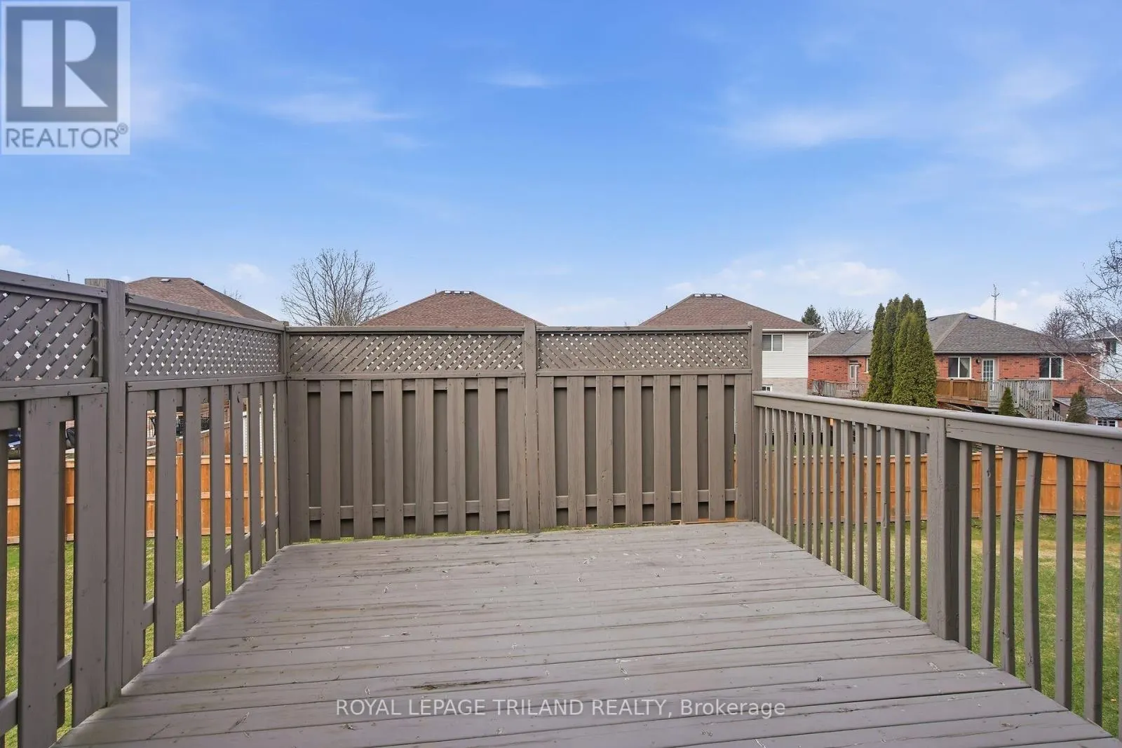 10 - 20 WINDEMERE PLACE #10