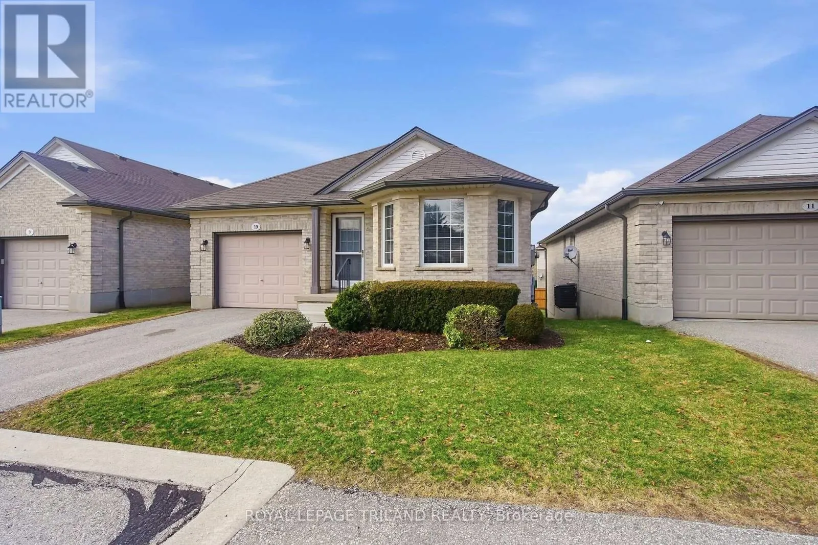 10 - 20 WINDEMERE PLACE #10