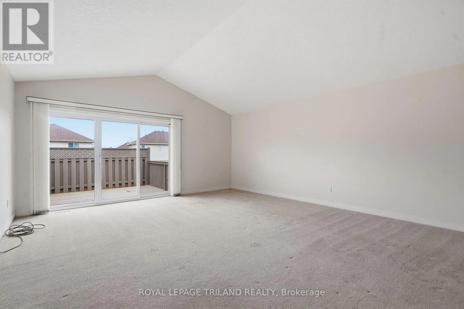 10 - 20 WINDEMERE PLACE #10