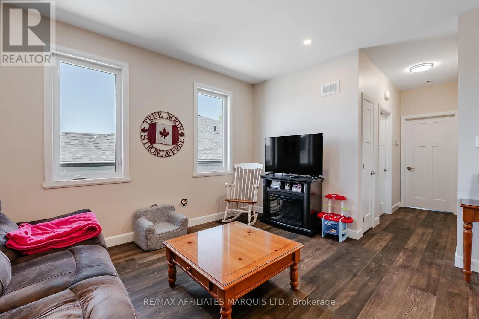 2389 WATSON CRESCENT