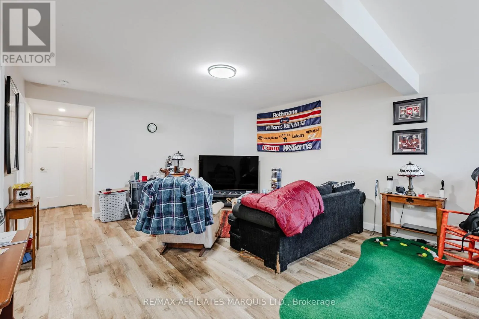 2389 WATSON CRESCENT