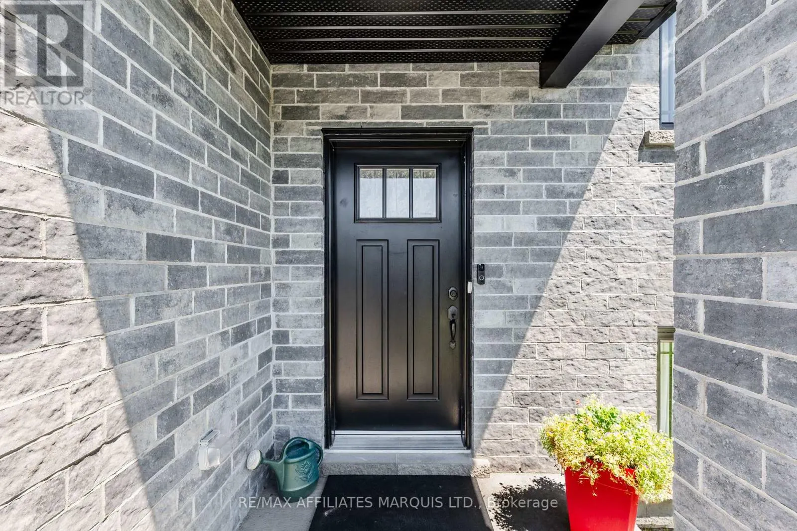 2389 WATSON CRESCENT
