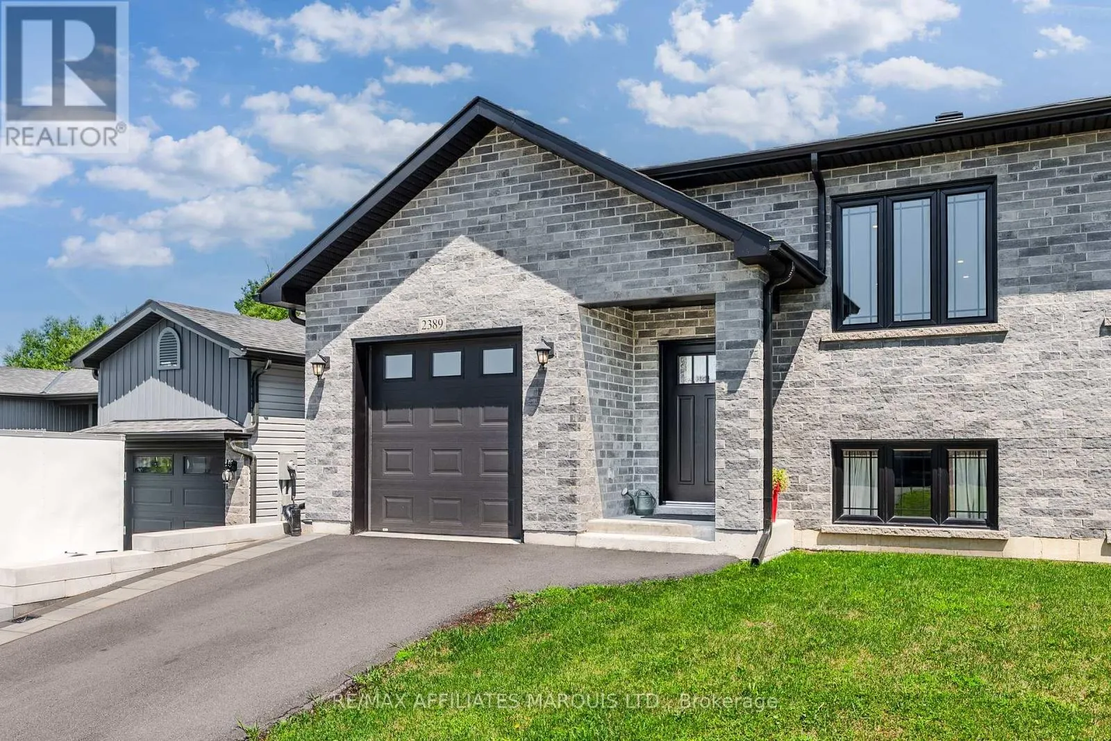 2389 WATSON CRESCENT