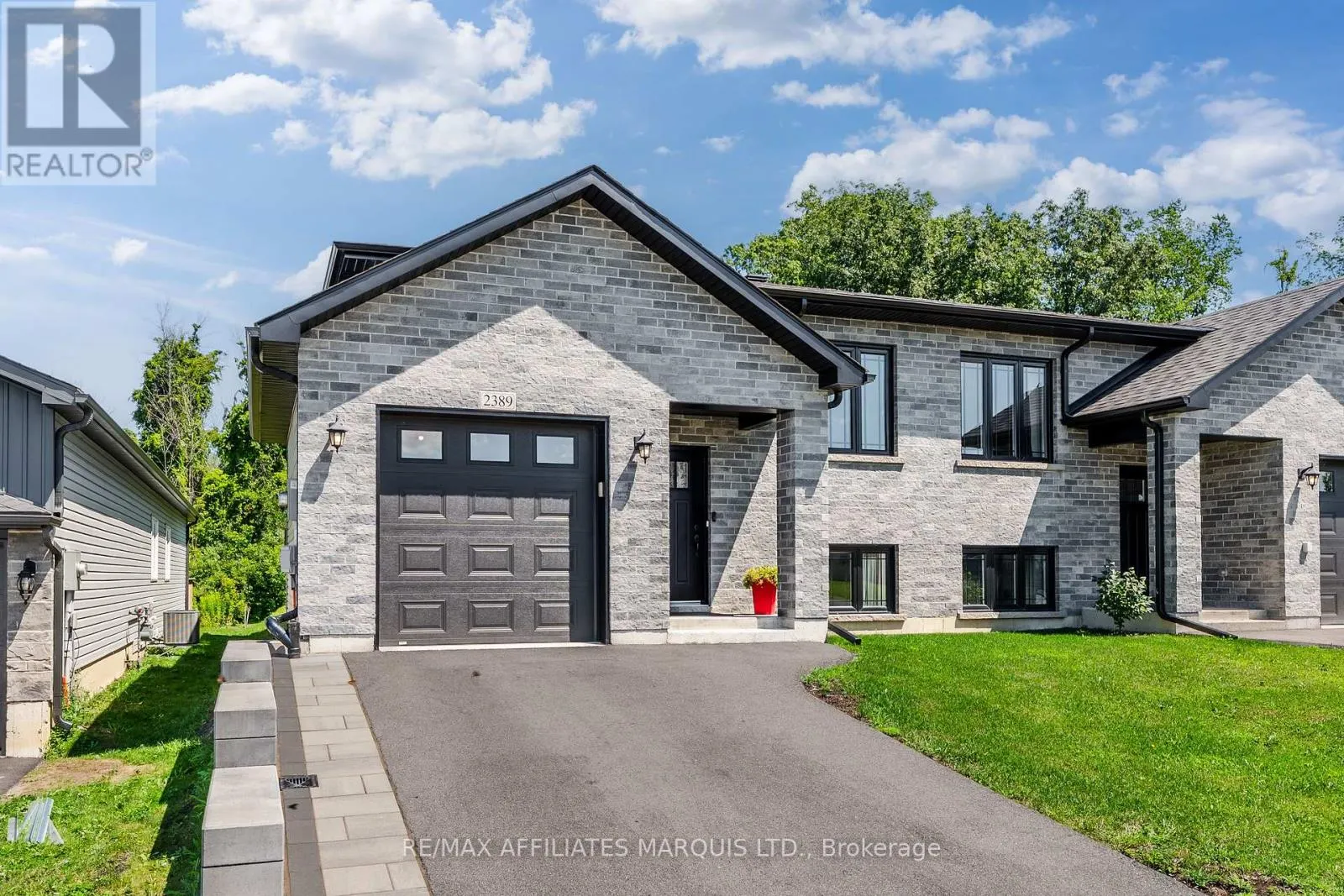 2389 WATSON CRESCENT