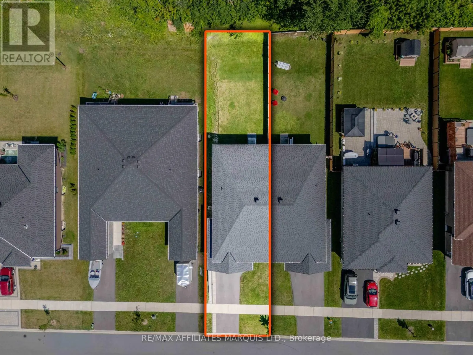 2389 WATSON CRESCENT