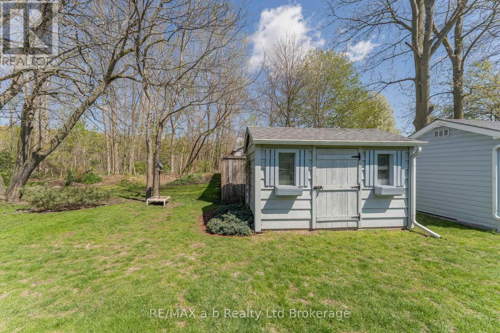 44 BEECH BOULEVARD