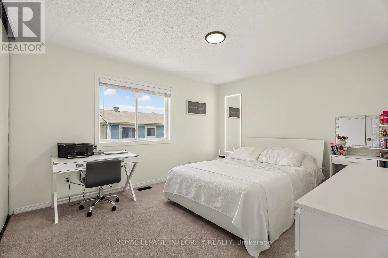 16 STAMFORD PRIVATE