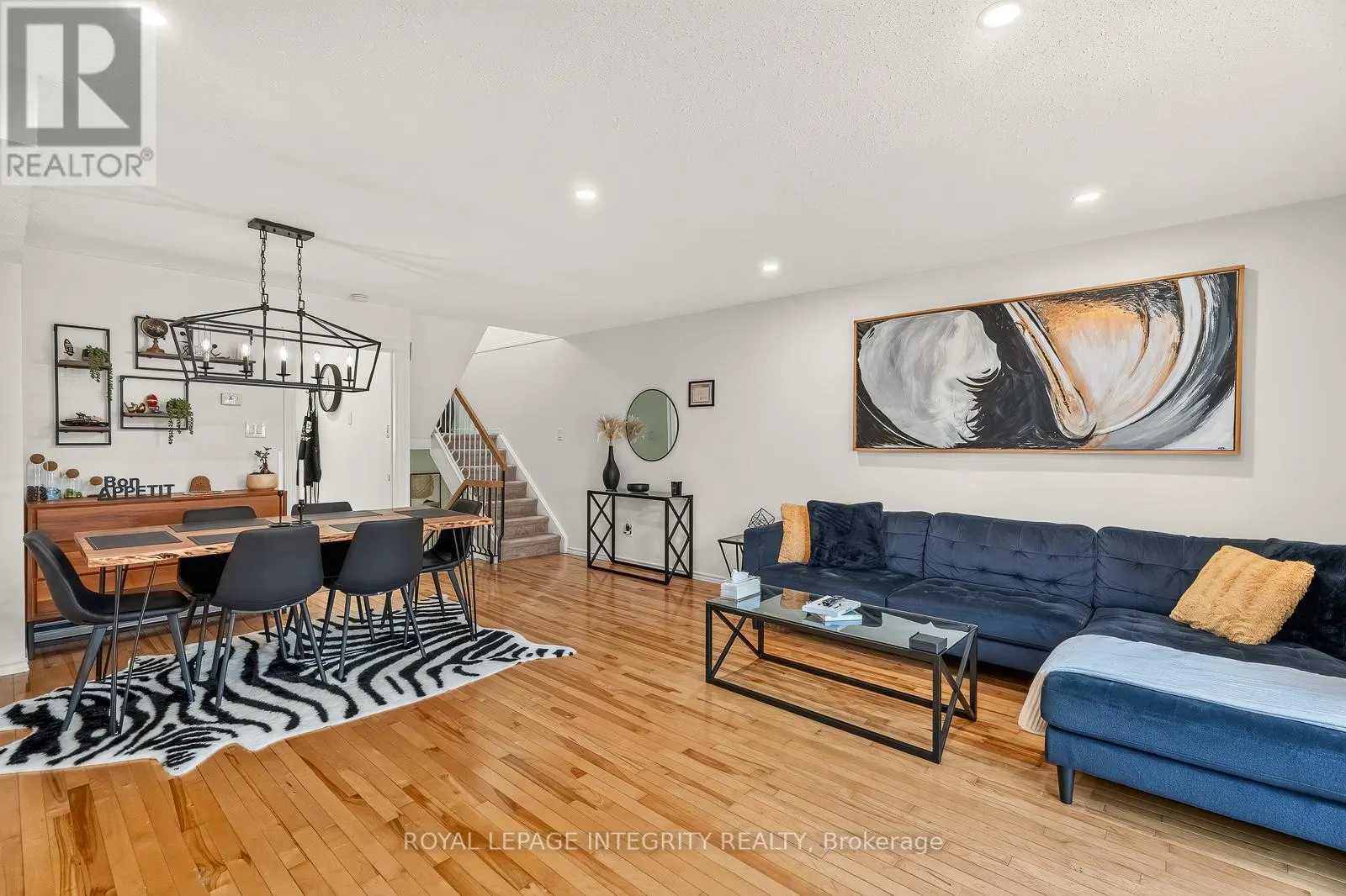 16 STAMFORD PRIVATE