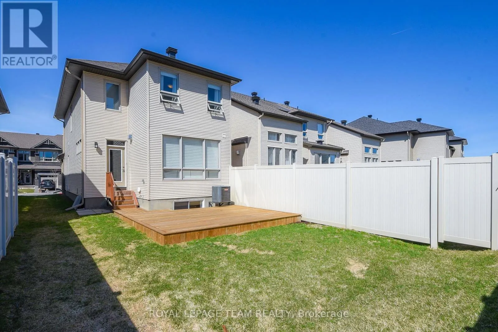 725 CAPRICORN CIRCLE