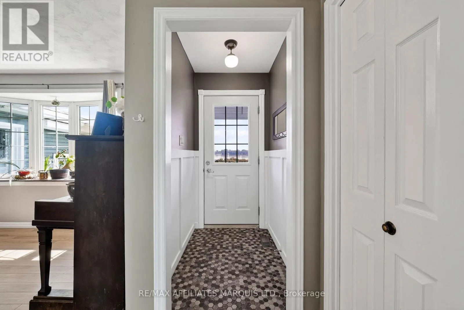 15253 COUNTY ROAD 2 ROAD