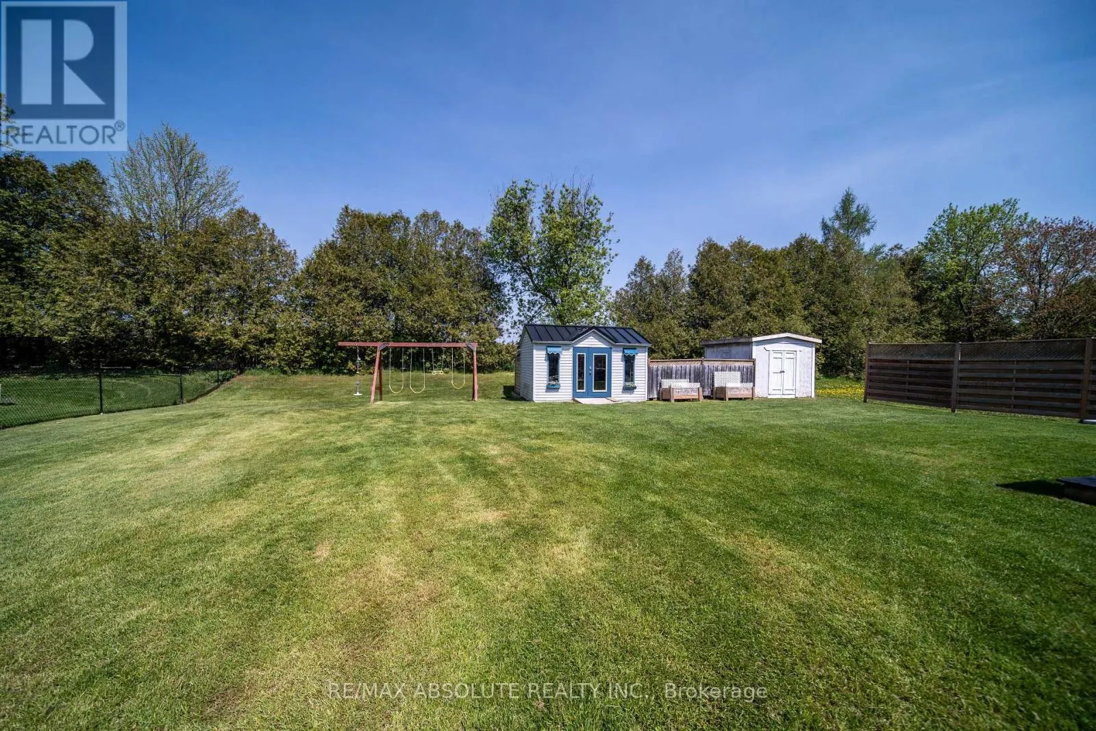 38 DUCHESSE CRESCENT