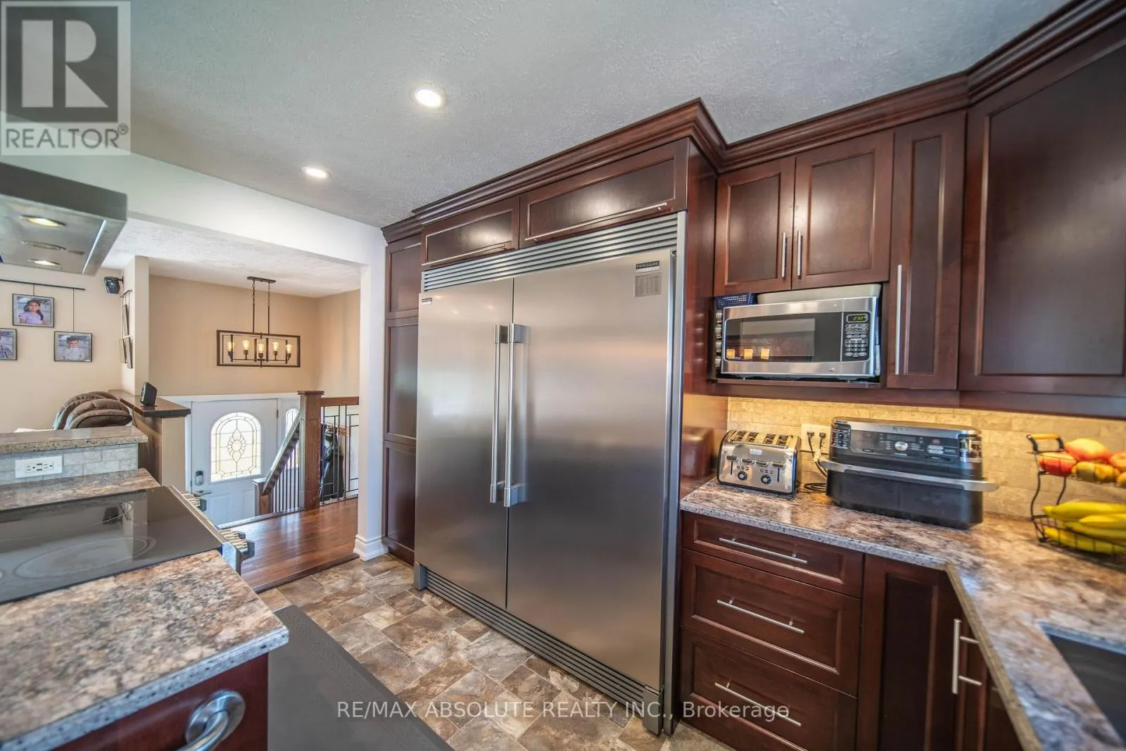 38 DUCHESSE CRESCENT