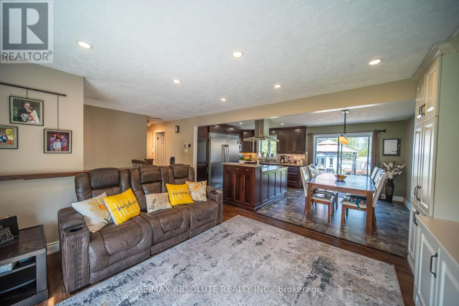 38 DUCHESSE CRESCENT