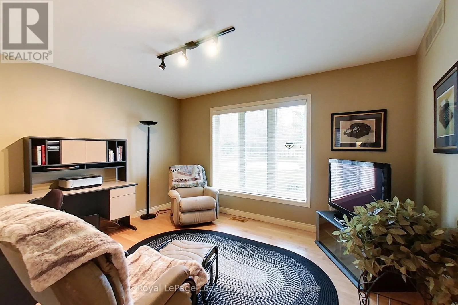 63 FAIRWAY AVENUE