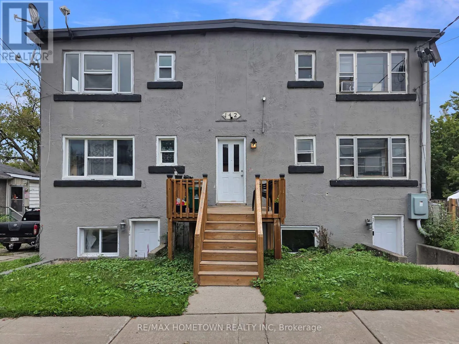 3 - 142 BROCK STREET