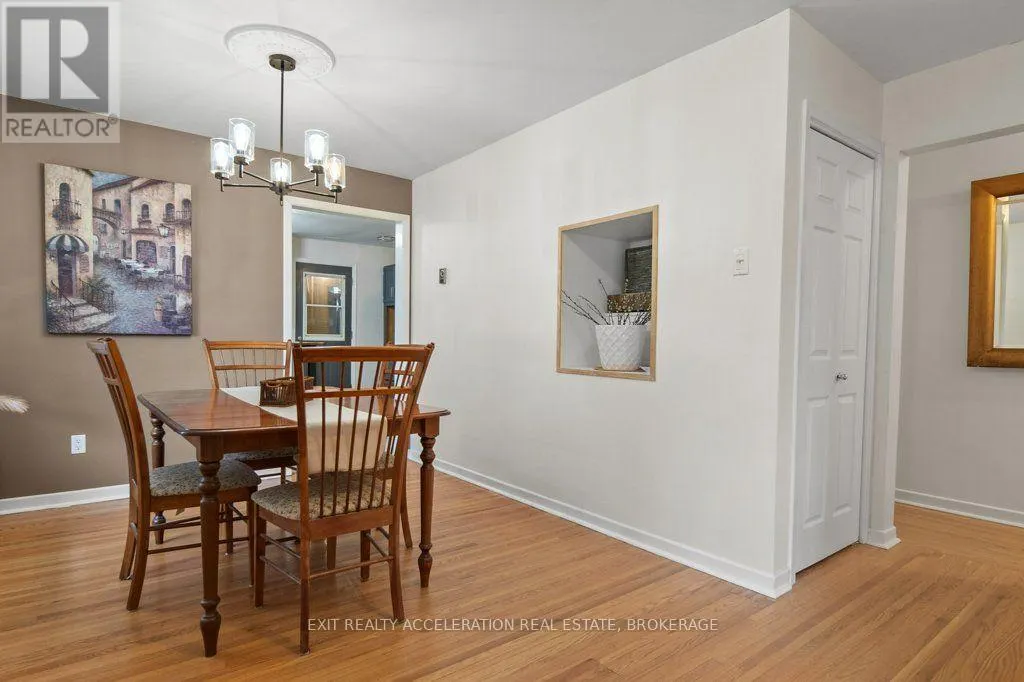 28 SOUTHCREST DRIVE