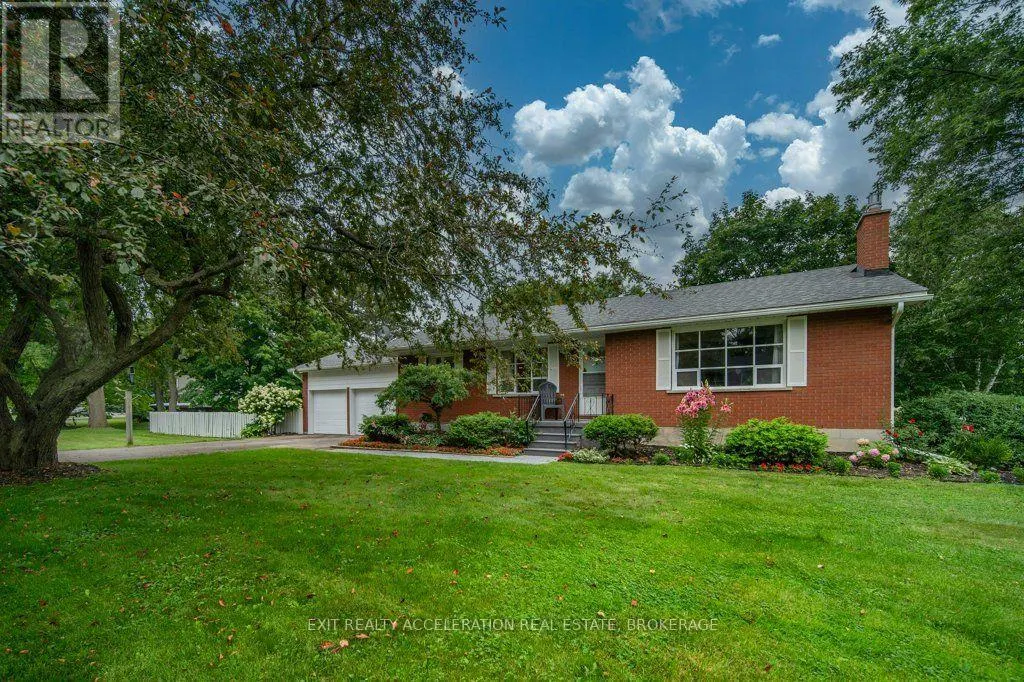 28 SOUTHCREST DRIVE