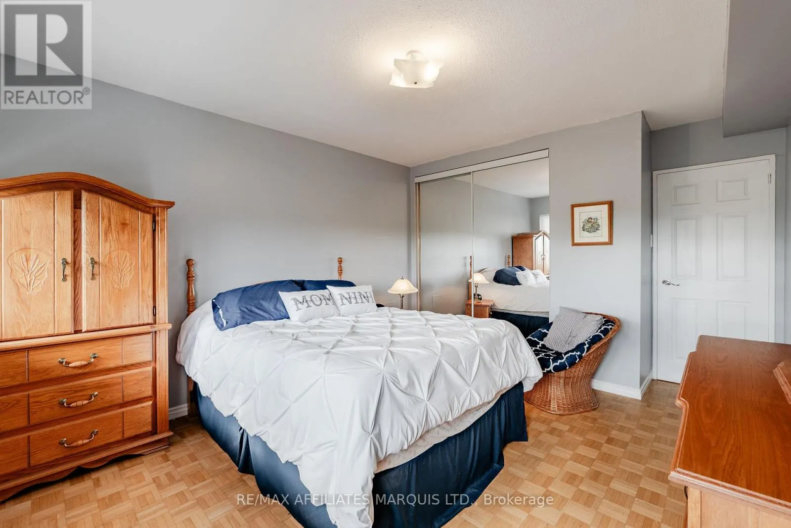 806 - 308 SECOND STREET E