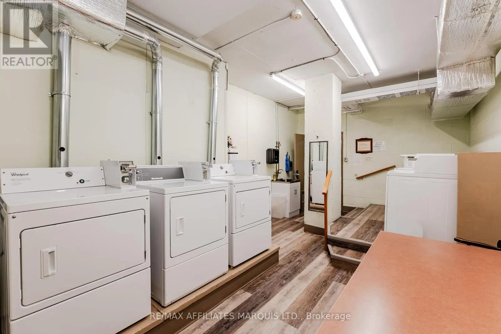 806 - 308 SECOND STREET E