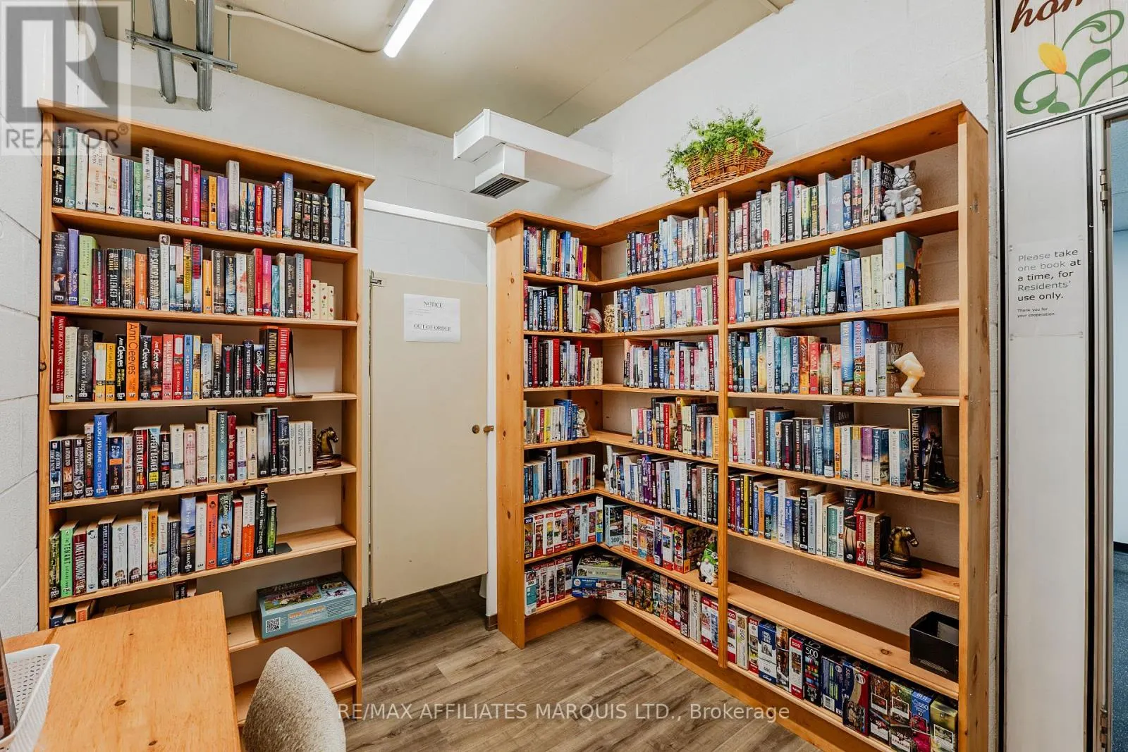 806 - 308 SECOND STREET E