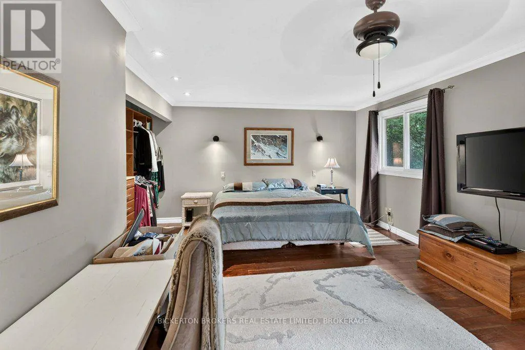 237 OLD RIVER ROAD