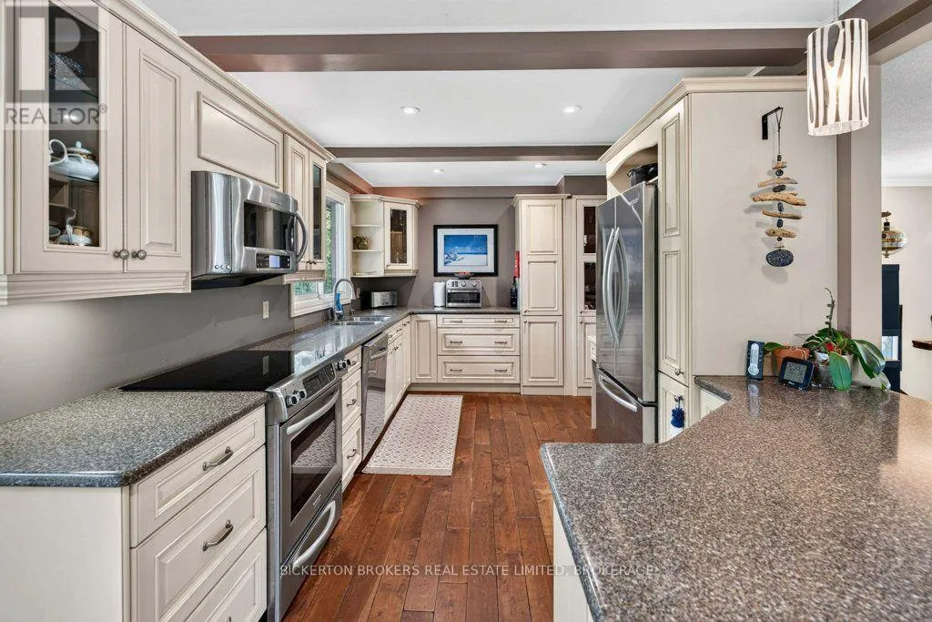 237 OLD RIVER ROAD