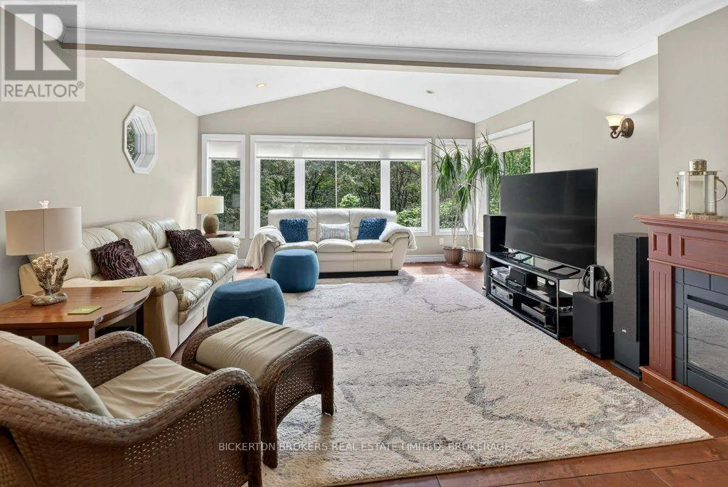 237 OLD RIVER ROAD