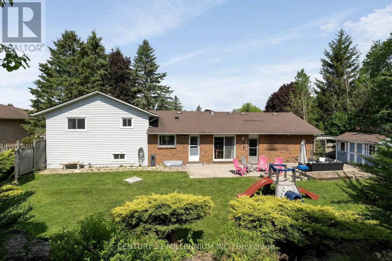 41 DOUGLAS CRESCENT