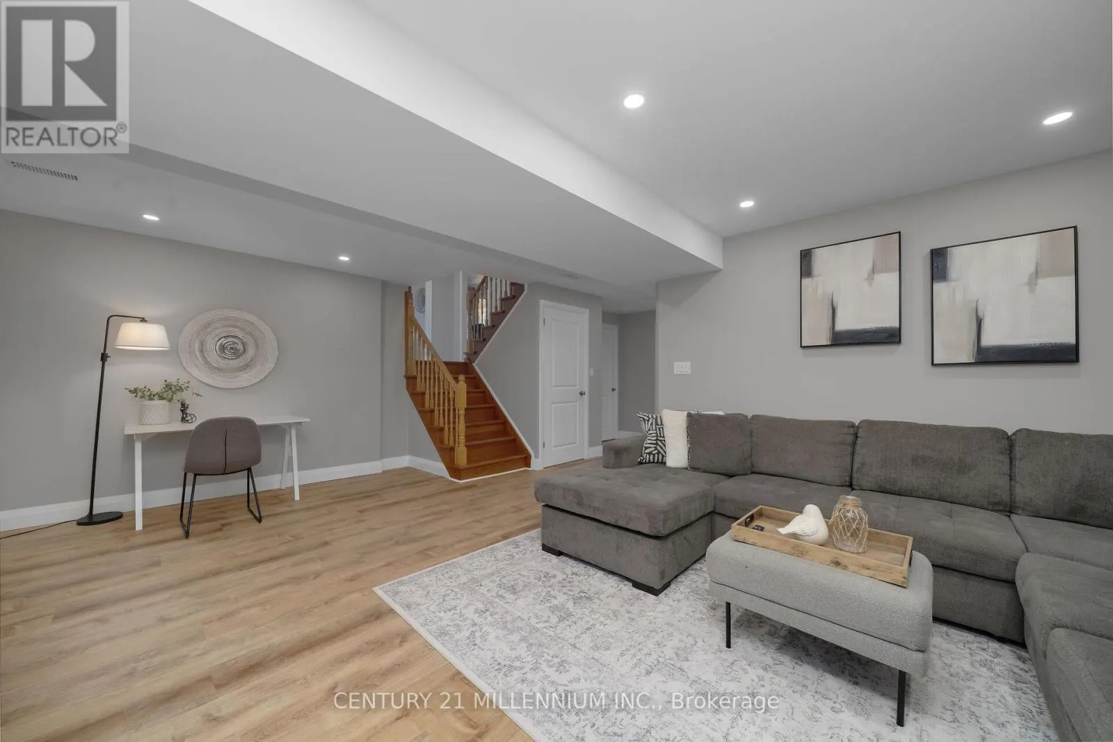 41 DOUGLAS CRESCENT