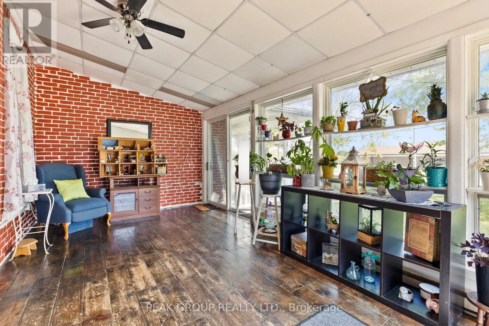 171 KILLALY STREET W