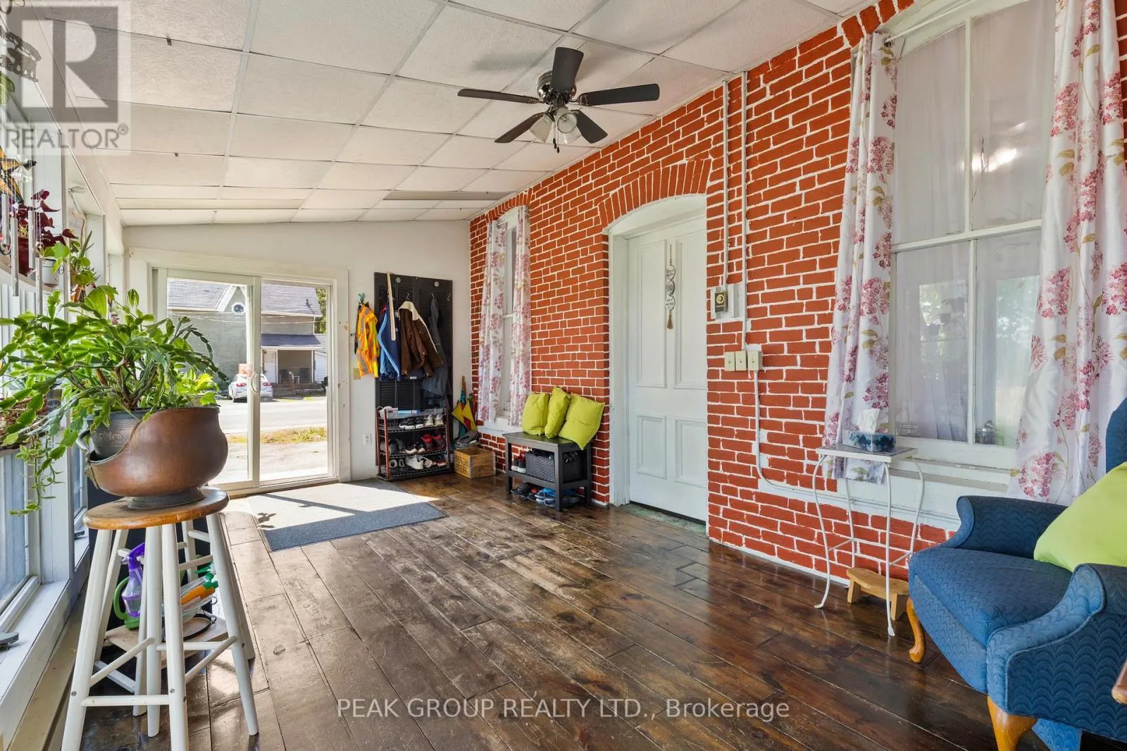 171 KILLALY STREET W