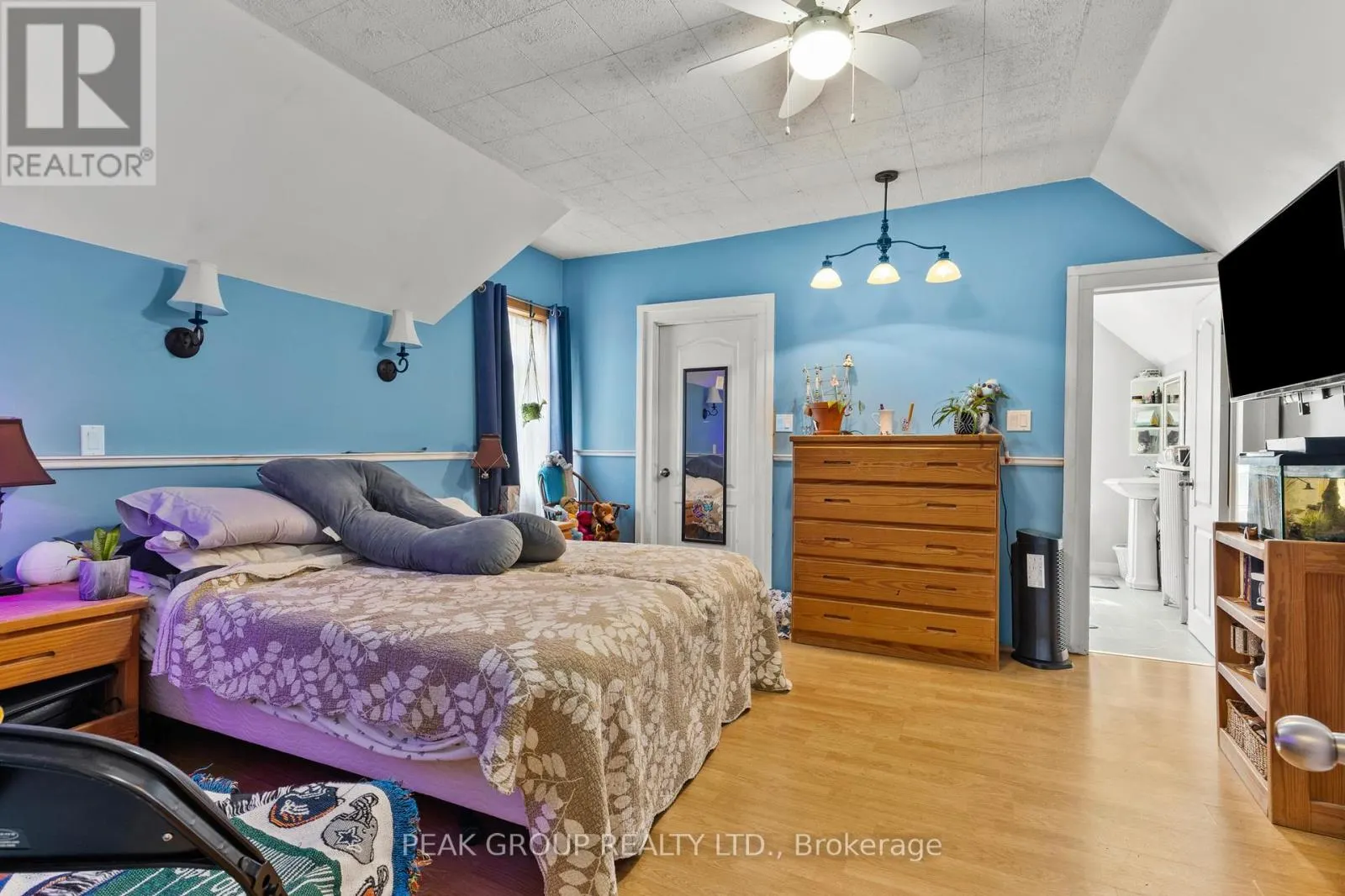 171 KILLALY STREET W
