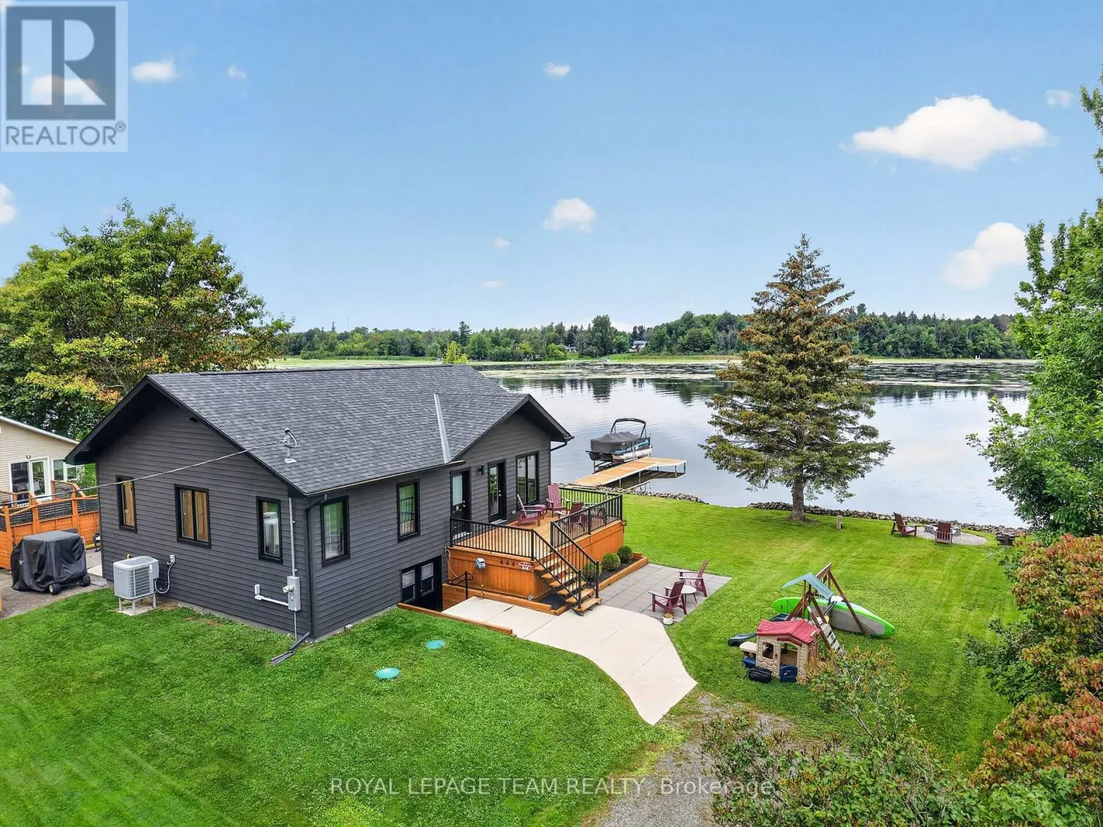 2815 GOLF COURSE LANE