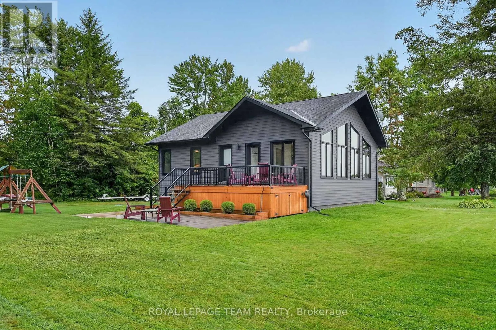 2815 GOLF COURSE LANE