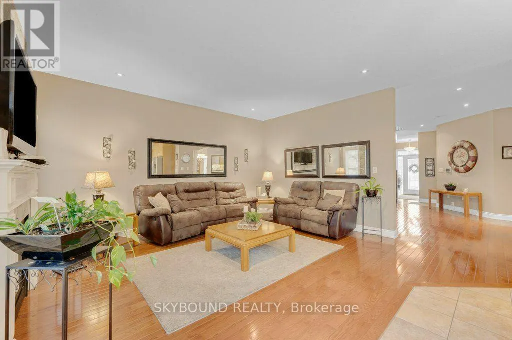 365 VALRIDGE DRIVE