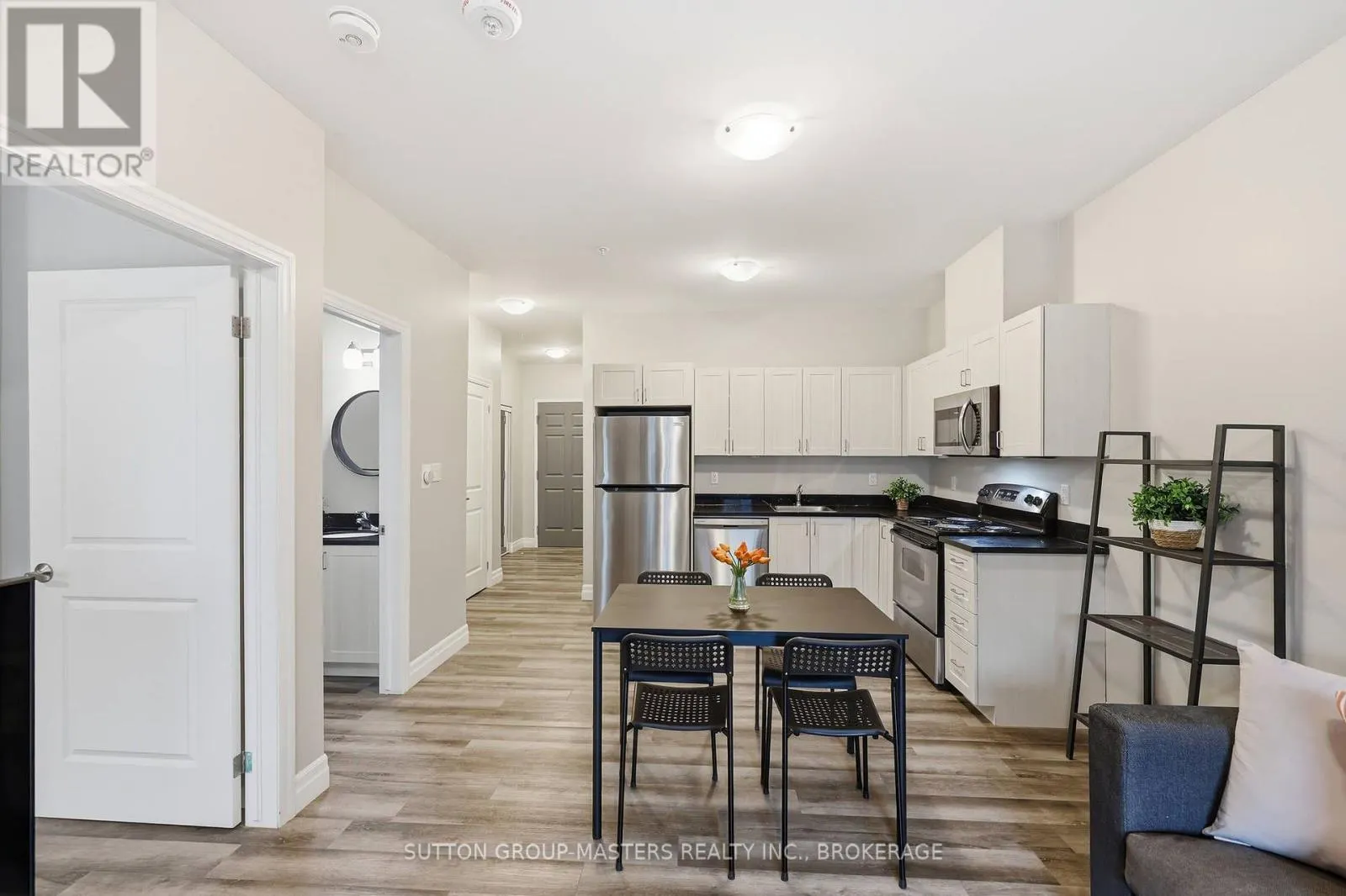 413 - 501 FRONTENAC STREET #413