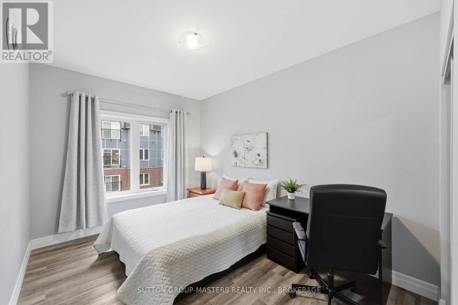 413 - 501 FRONTENAC STREET #413
