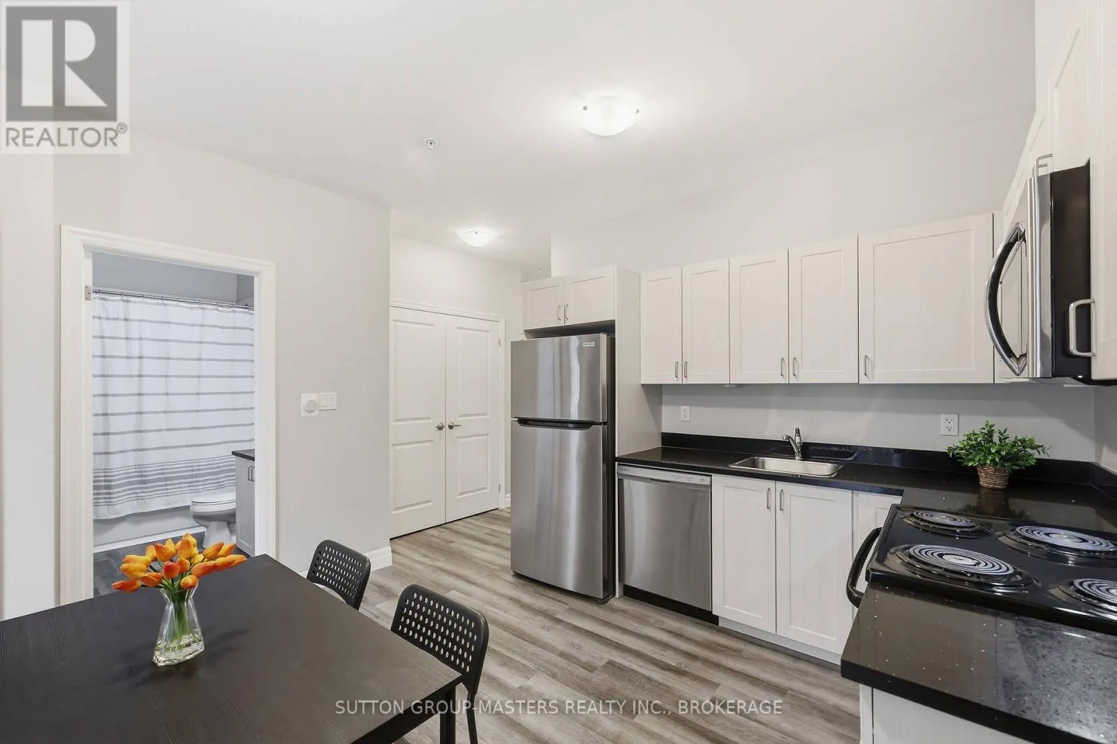 413 - 501 FRONTENAC STREET #413