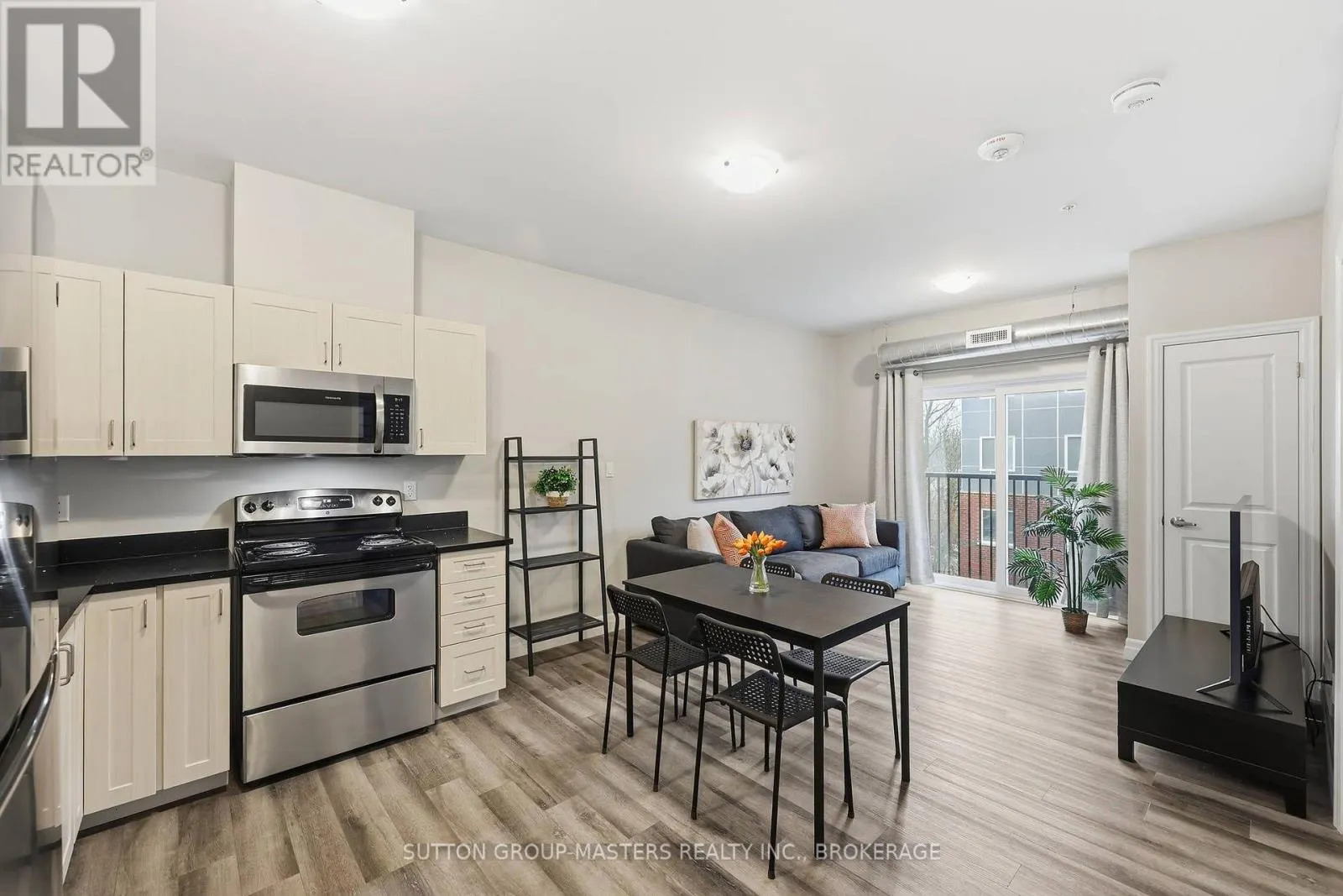 413 - 501 FRONTENAC STREET #413