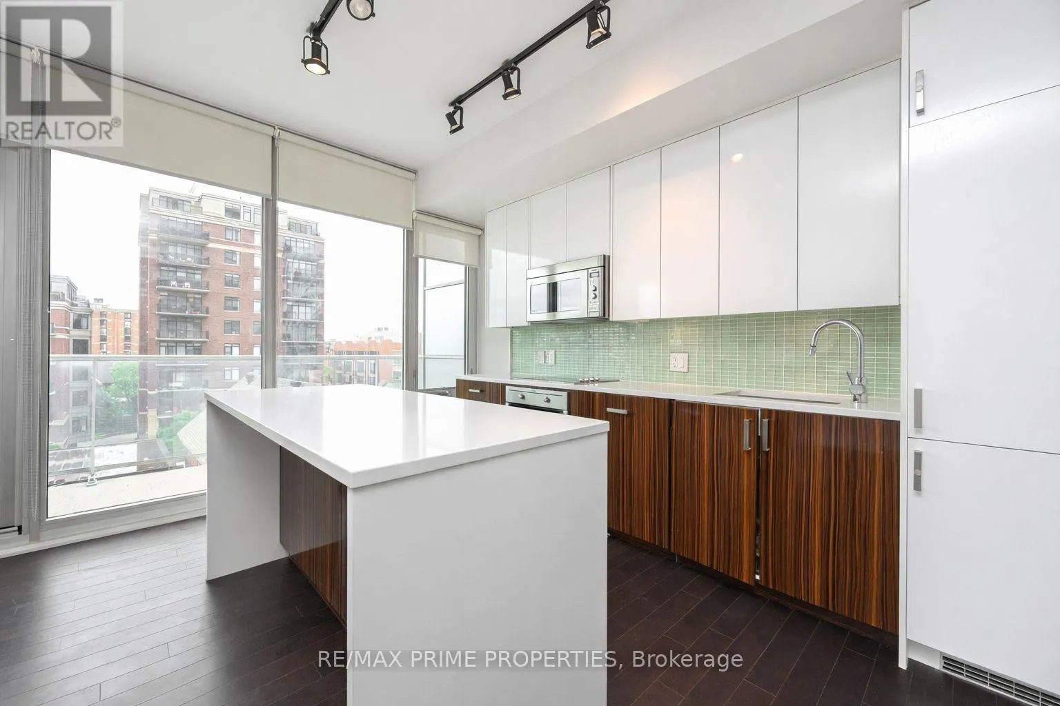 506 - 300 LISGAR STREET