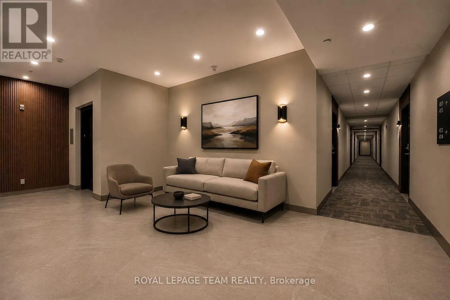 303 - 1008 ROGERS CRESCENT