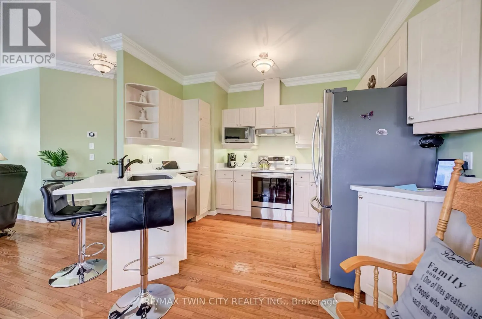 15 - 360 ERBSVILLE ROAD