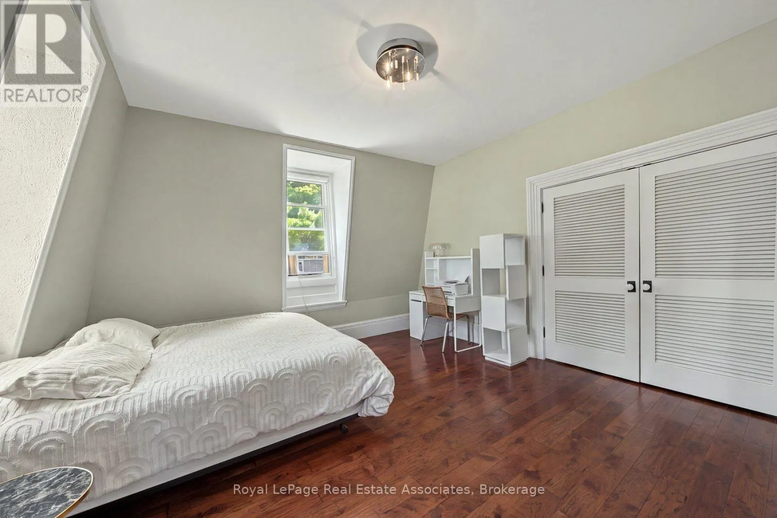 398 CANBORO ROAD