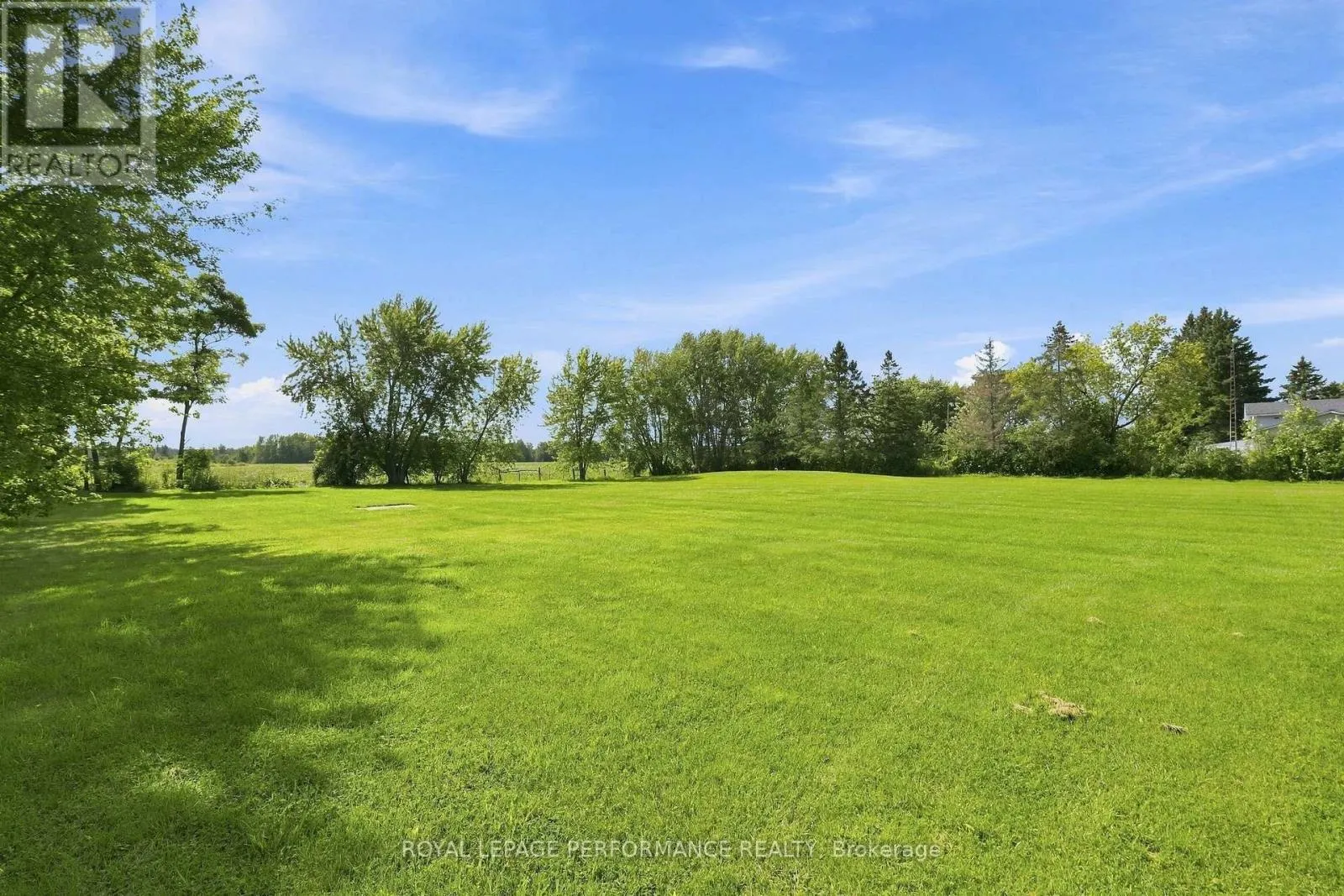 880 CONCESSION 1 ROAD
