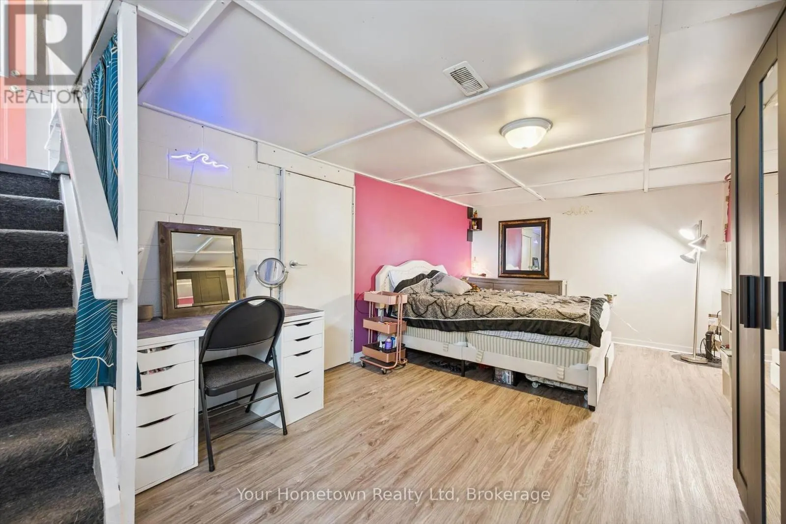 497 ST PATRICK STREET E