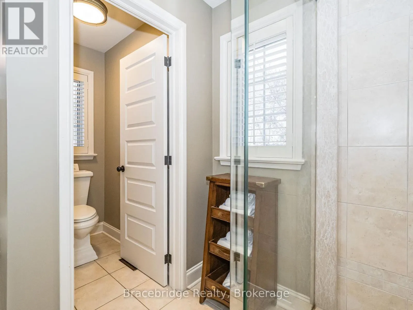 SANDFIELD 5 W10 - 3876 MUSKOKA RD 118 HIGHWAY W