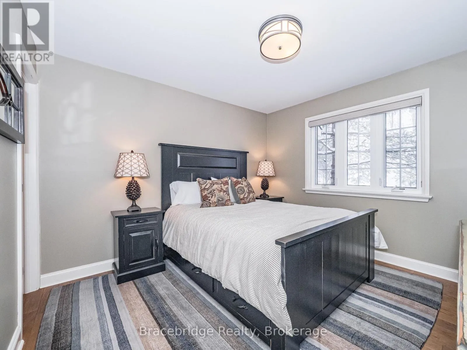 SANDFIELD 5 W10 - 3876 MUSKOKA RD 118 HIGHWAY W