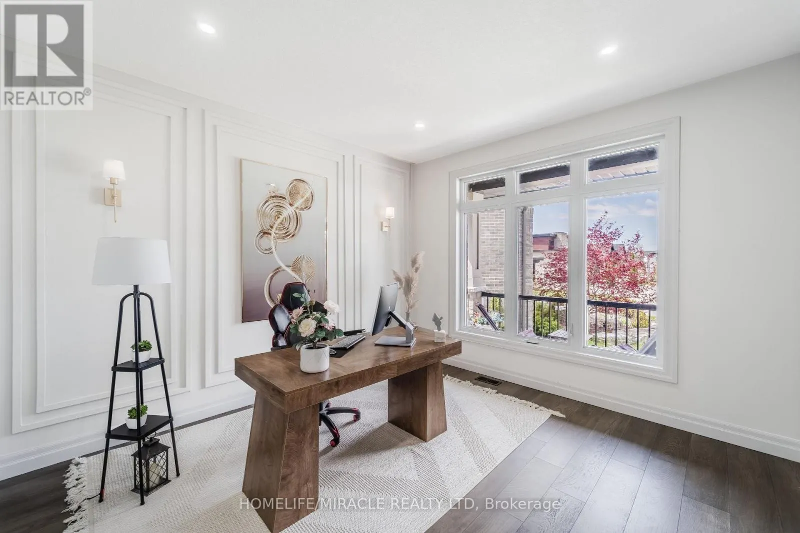 245 TAMARACK BOULEVARD
