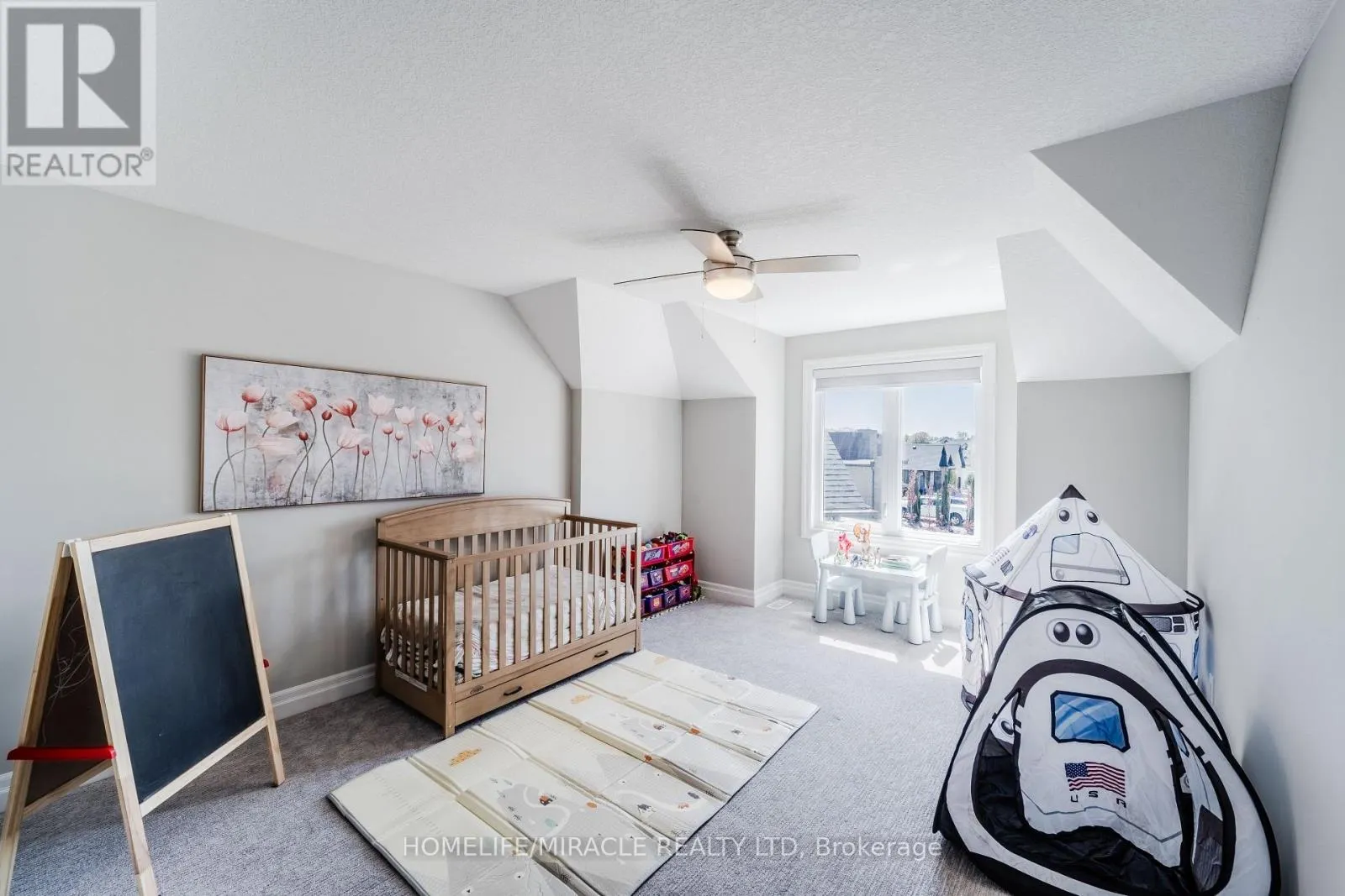 245 TAMARACK BOULEVARD